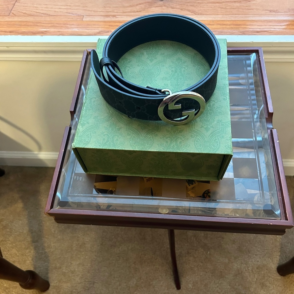 Gucci belt